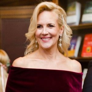 Meet your Posher, Debra